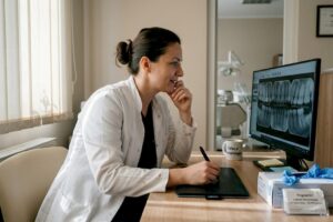 Investigații stomatologice recomandate pentru diagnostic precis